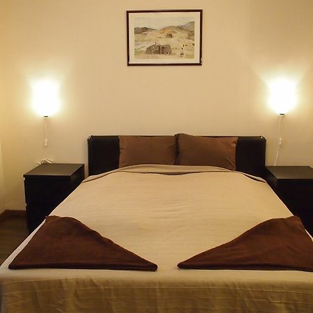 Budapest Suites Esterno foto